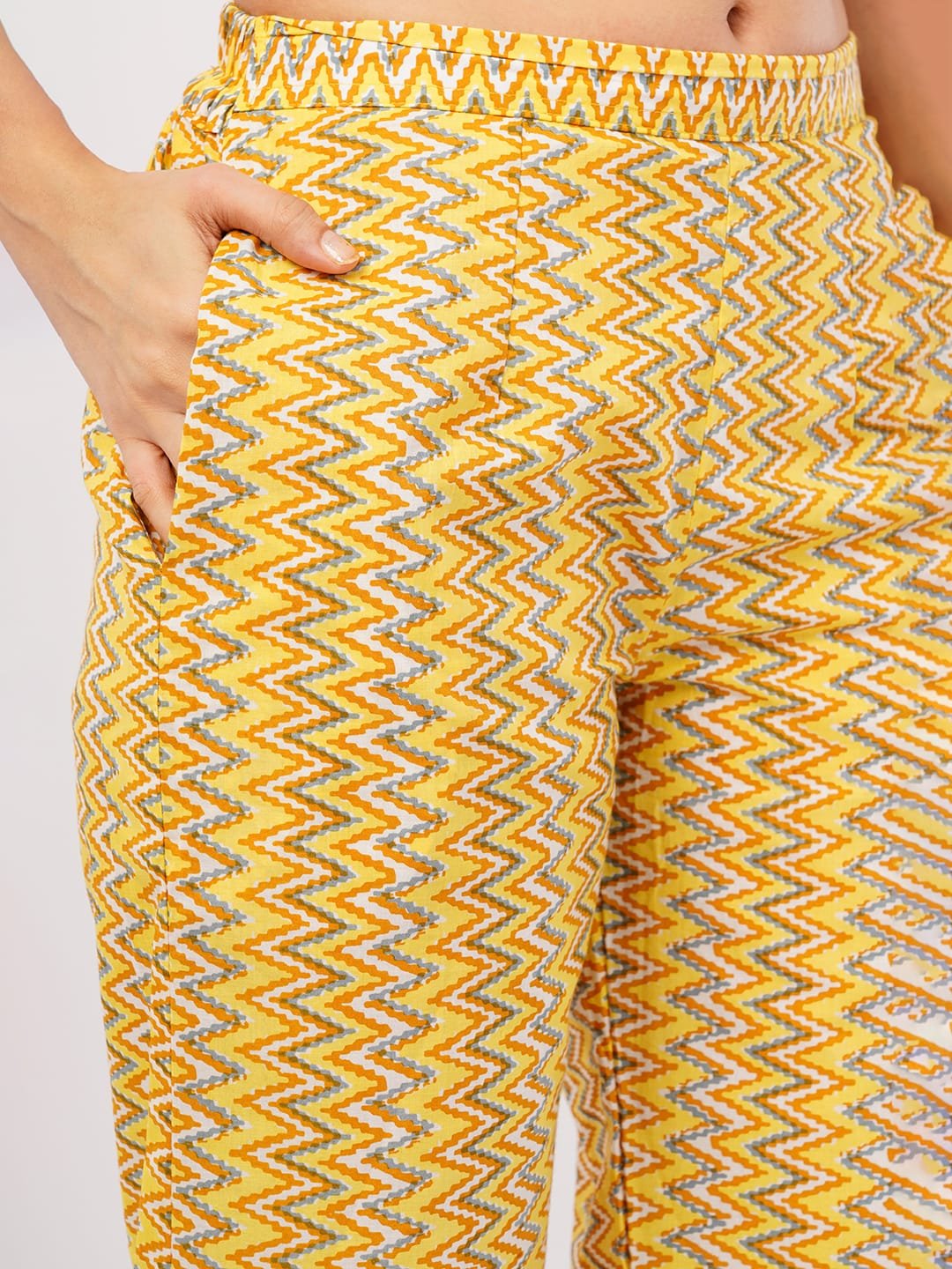 Pure cotton sanganeri paisley print kurta-pant set - Image 4