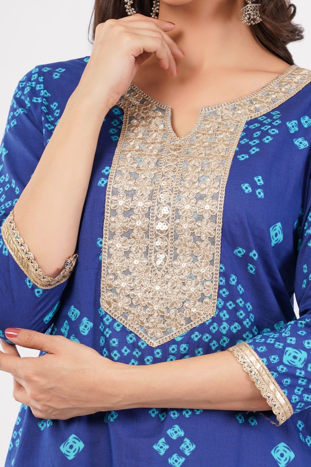 Bandhej zari work suit set - Image 6