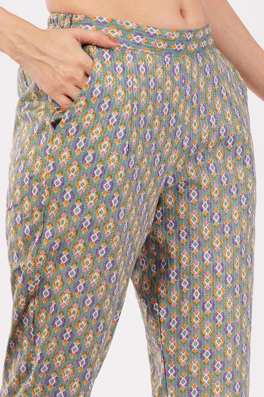 Pure cotton kantha work kurta-pant set - Image 6